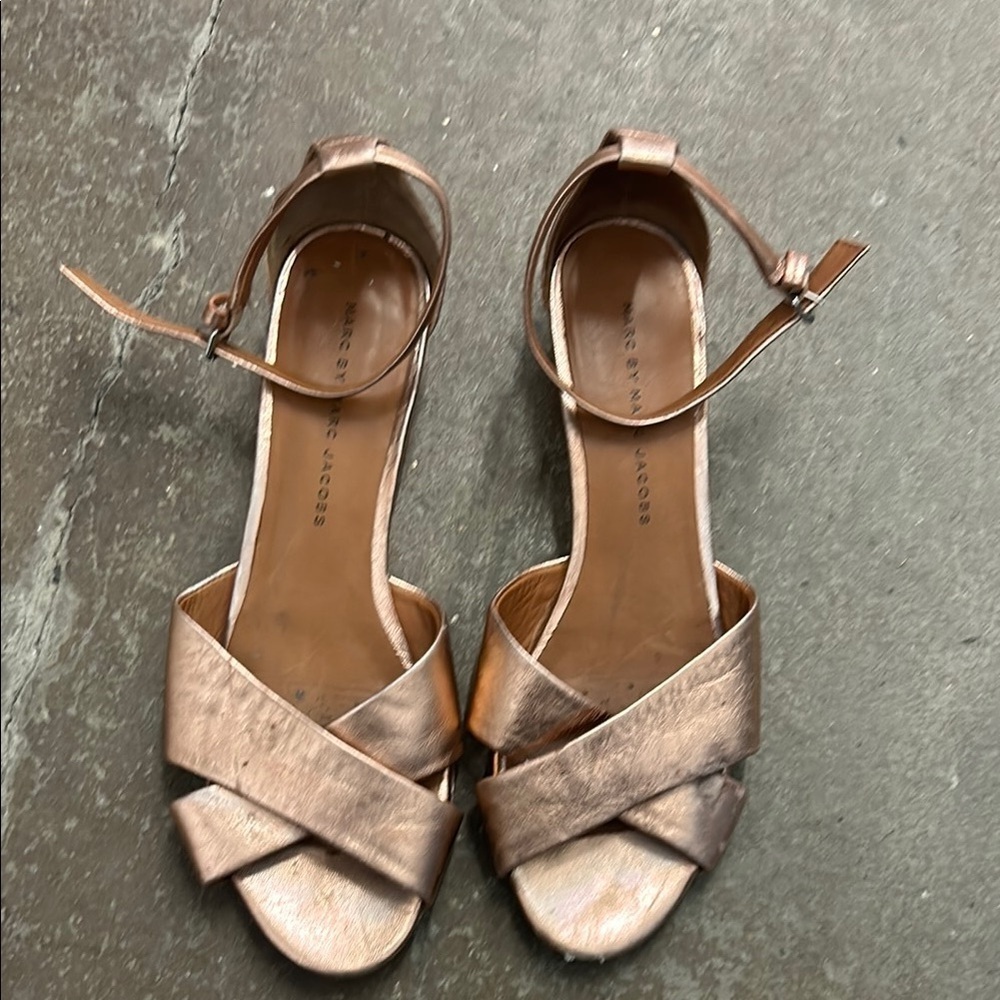Marc‎ by Marc Jacobs Women's rose gold Sandals